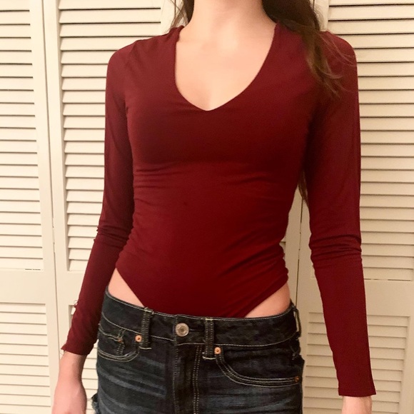 V-neck bodysuit - Picture 2 of 2